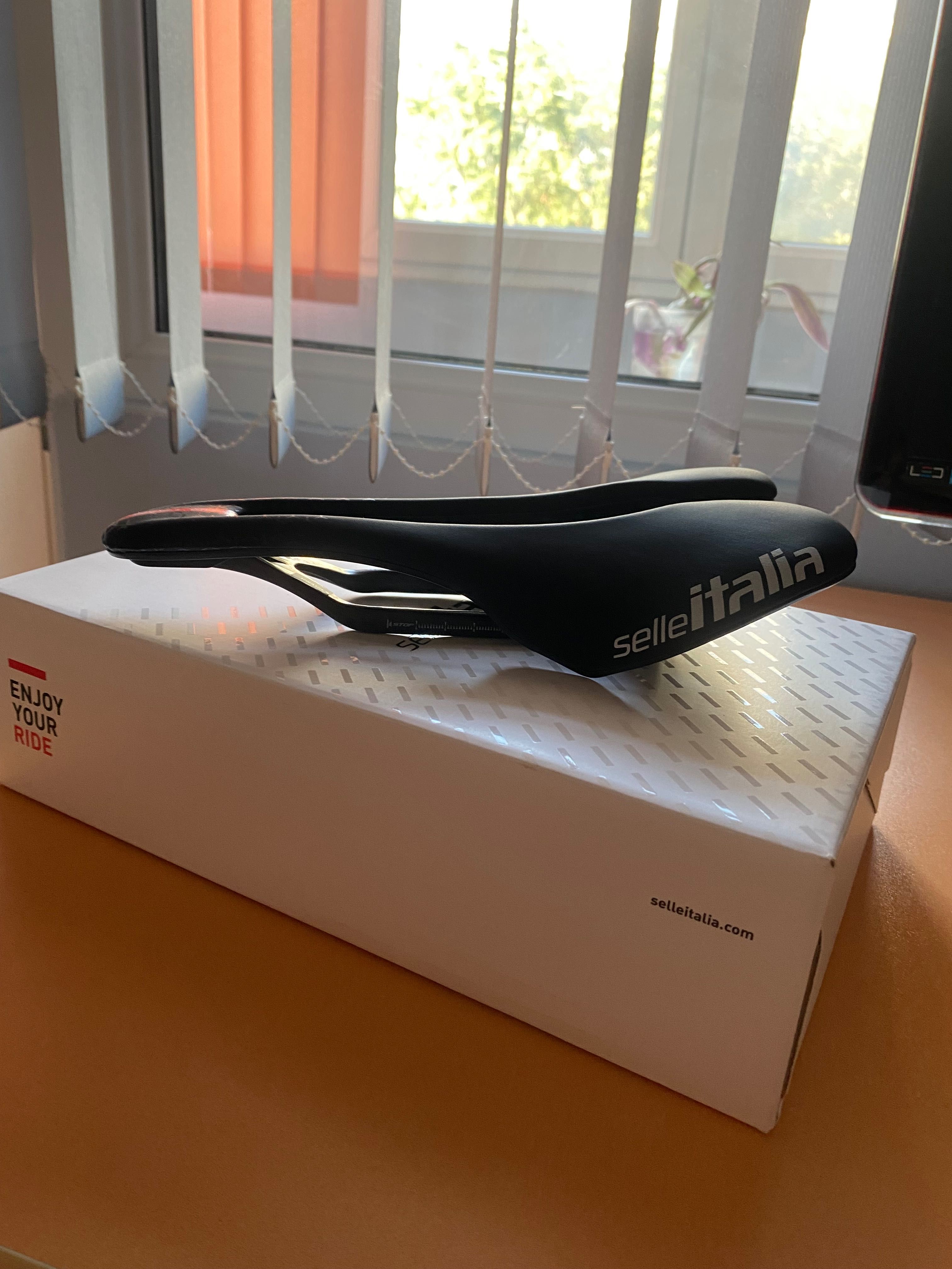 Седалка Selle Italia SLR Boost Pro Team 6.1 Carbonio Superflow