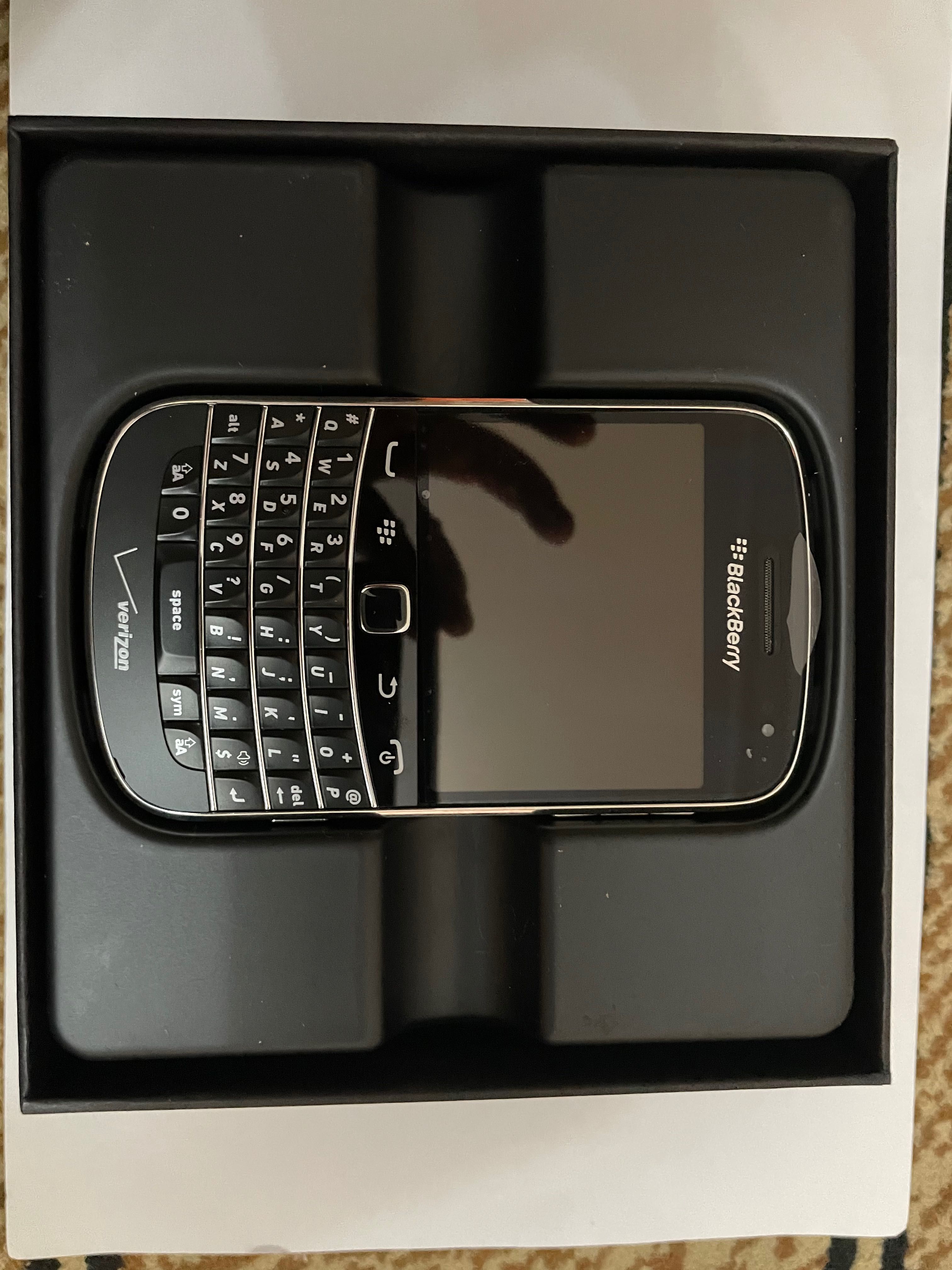 Новый Blackberry bold  9930 Verizon original