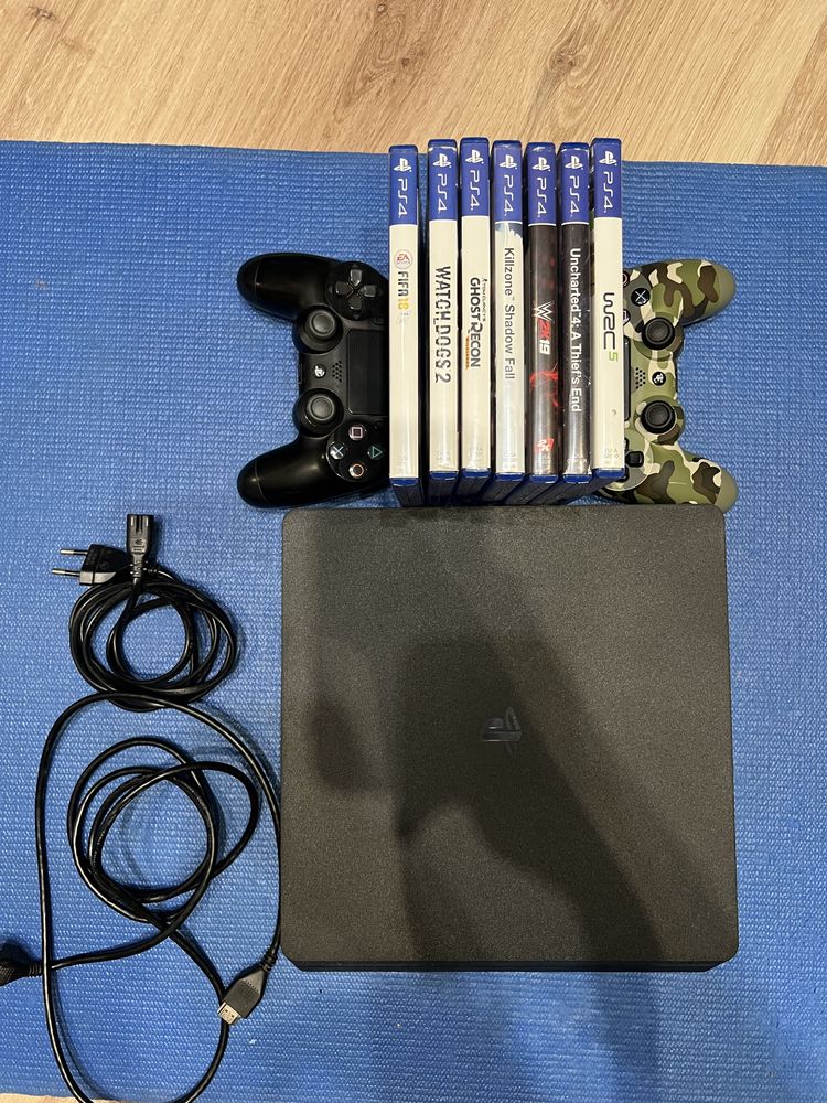 Playstation 4 в отлично състояние!