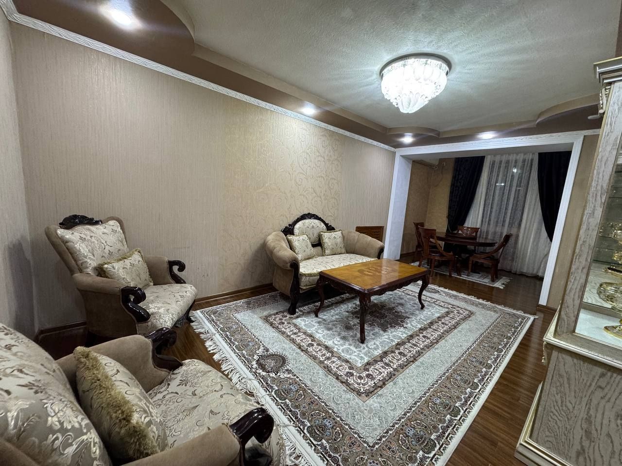 Квартира 3 комнаты на Ц-6. Минор
