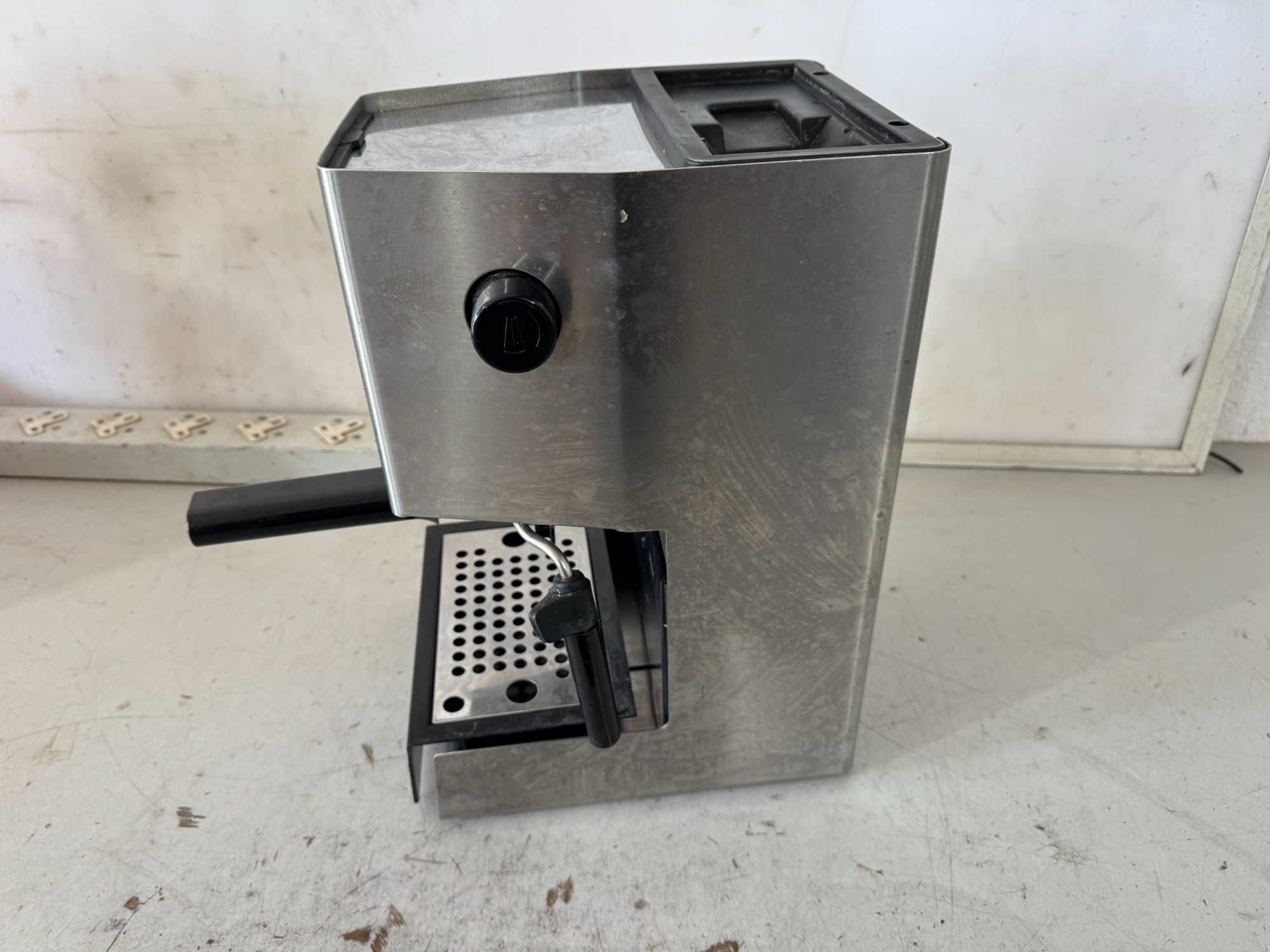 Кафемашина - Gaggia classic 1050 W