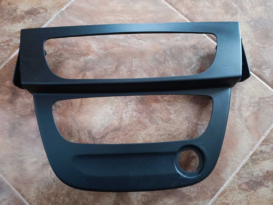 Продавам оригинални части за Рено Меган 3 хечбек