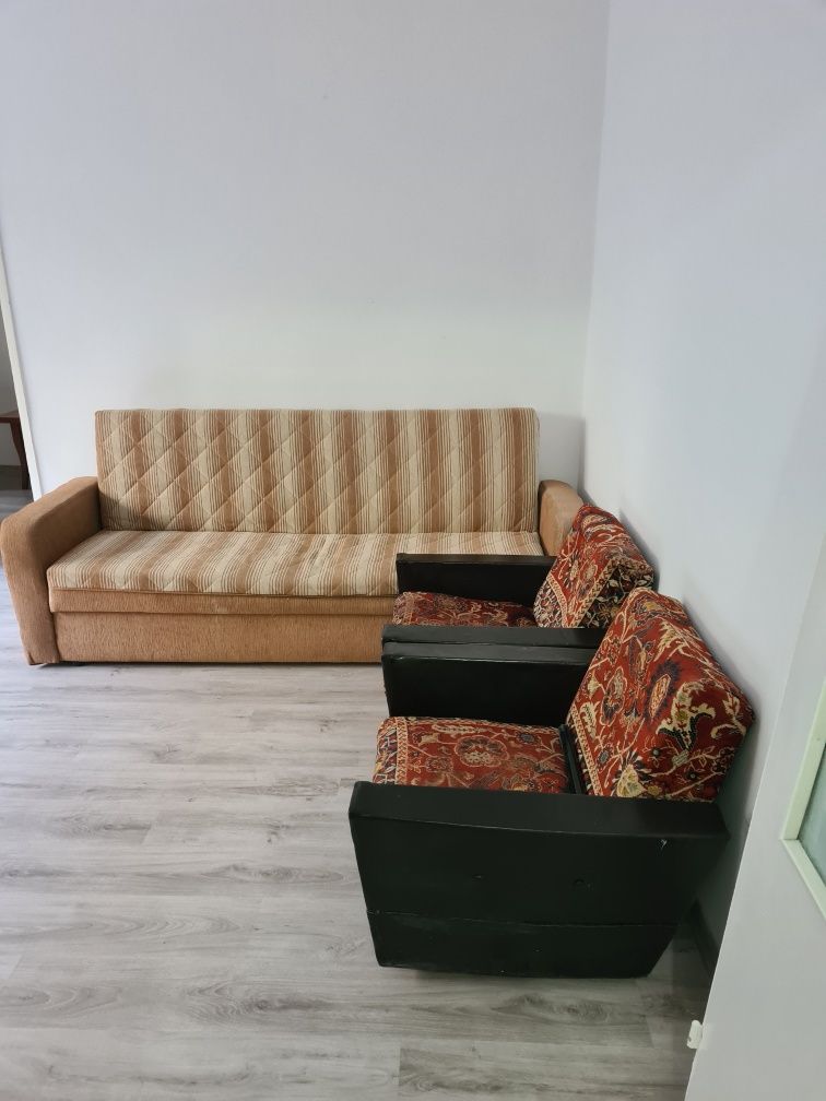 Apartament,  2 camere , zona Malul Rosu