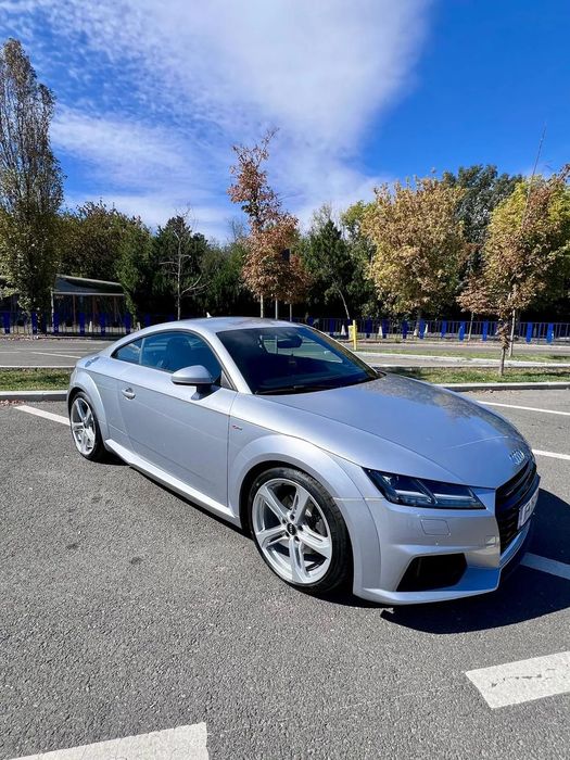 Audi TT Audi TT Coupe 2.0 TFSI Stronic Motorizare: 2.0 benzina, 230 CP