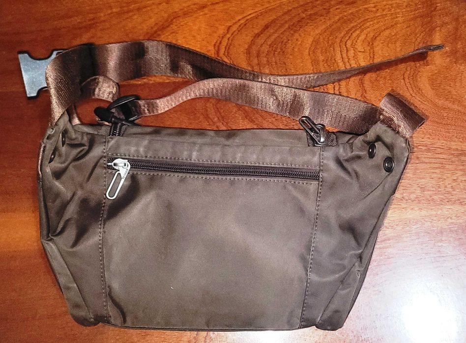 Водонепромокаемо ВЕЧНО портмоне/чанта за кръста