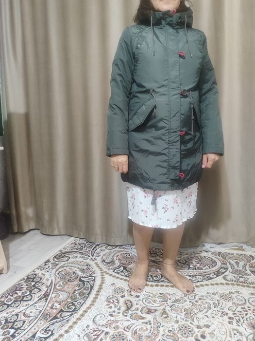 Продам куртку зима