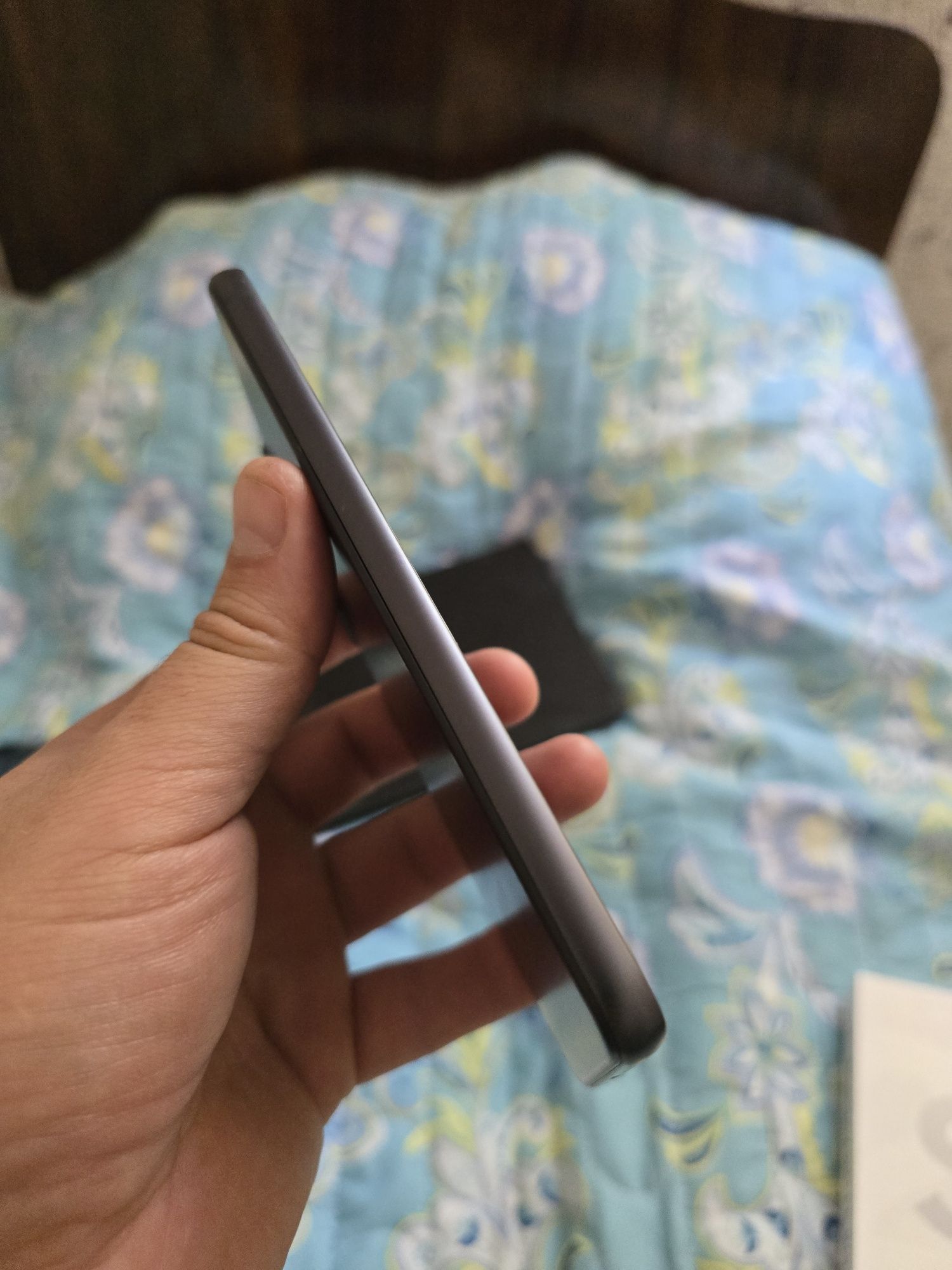 Samsung Galaxy s21 fe sotiladi abi yoq