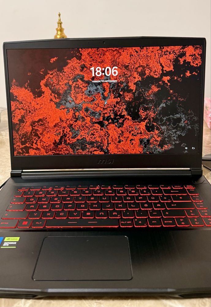 Гейминг лаптоп MSI 32GB Ram
