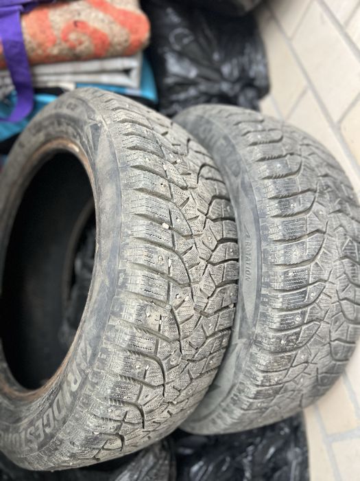 Зимние шины б/у.