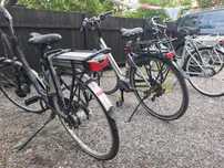 Vând 4 biciclete electrice piese sau reparat