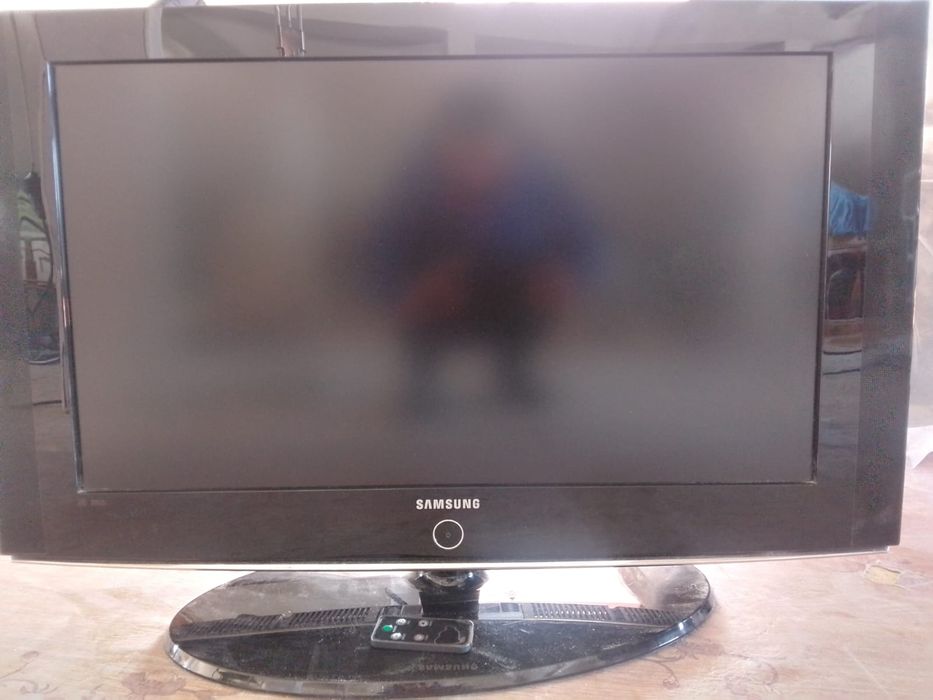 Samsung Плазма HD тв