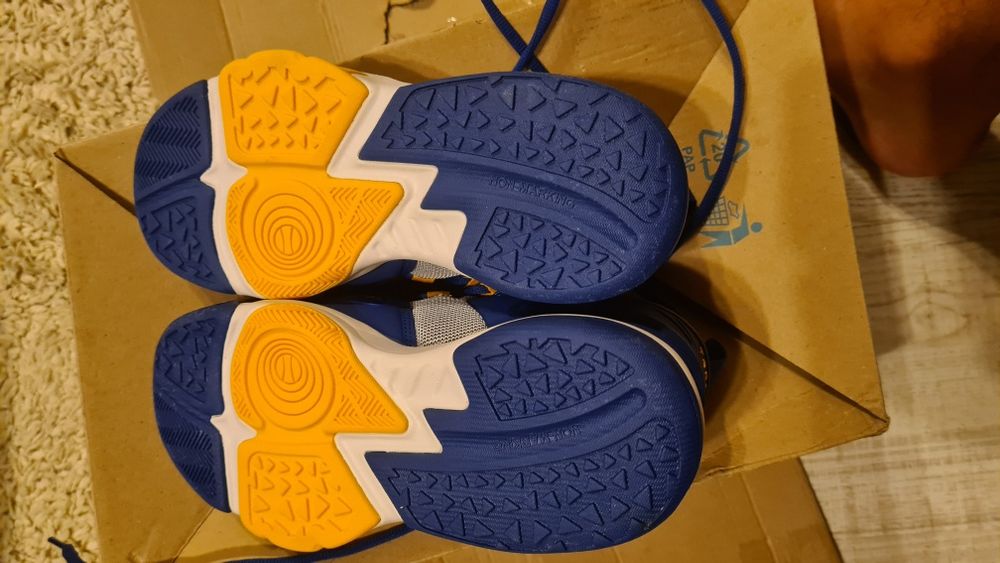 Adidasi de baschet warriors noi 35