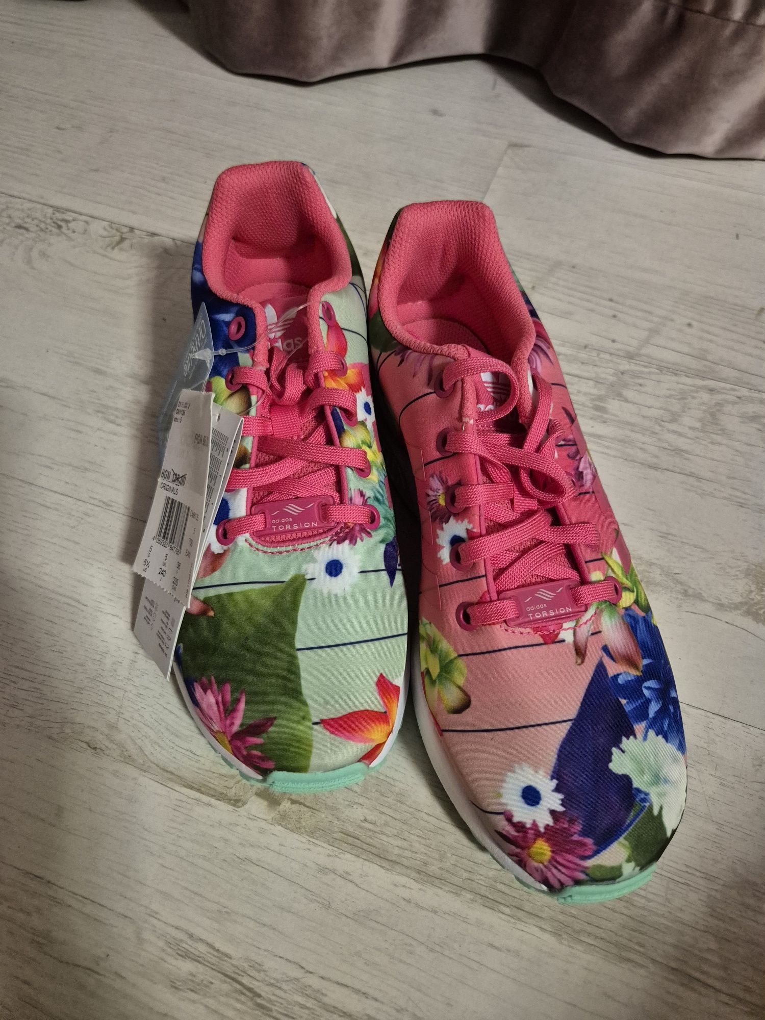 Маратонки Nike и Adidas нови 38 номер