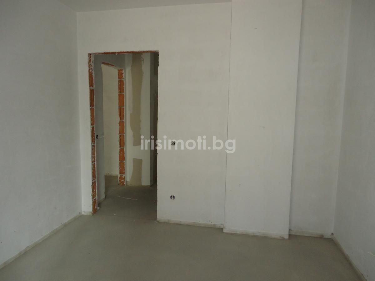 Продава се Тристаен апартамент в София, Кръстова вада - 126 кв.м за 1747 €/кв.м - Снимка #4