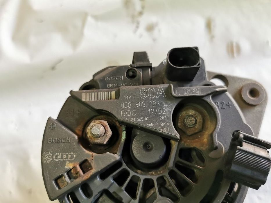 Alternator 90A VOLKSWAGEN GOLF IV 1J1 1997 - 2007 1.9 TDI ATD, AXR  038903023L