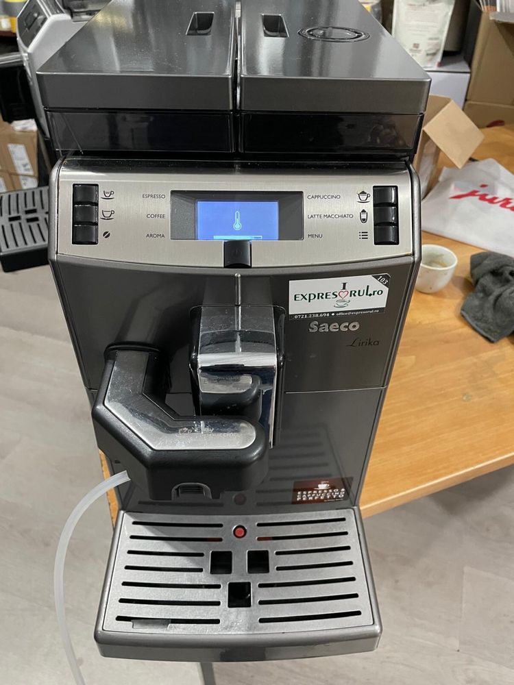 Aparat de cafea automat saeco Lirika