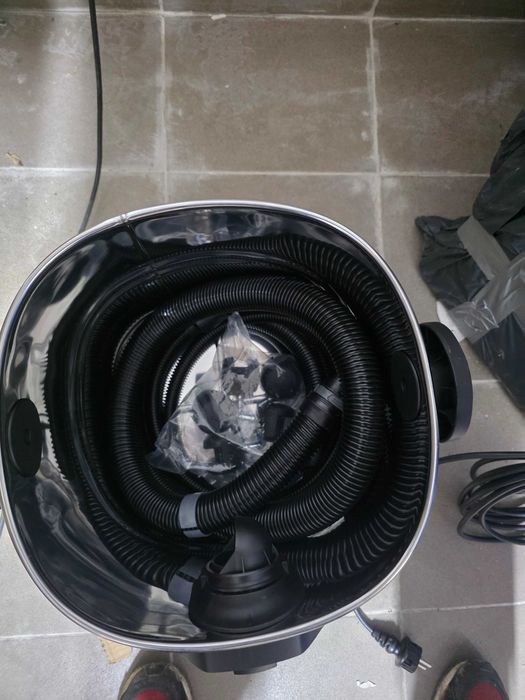 2 x Aspirator multifunctional Karcher umed-uscat WD 6 P S V-30/6/22/T