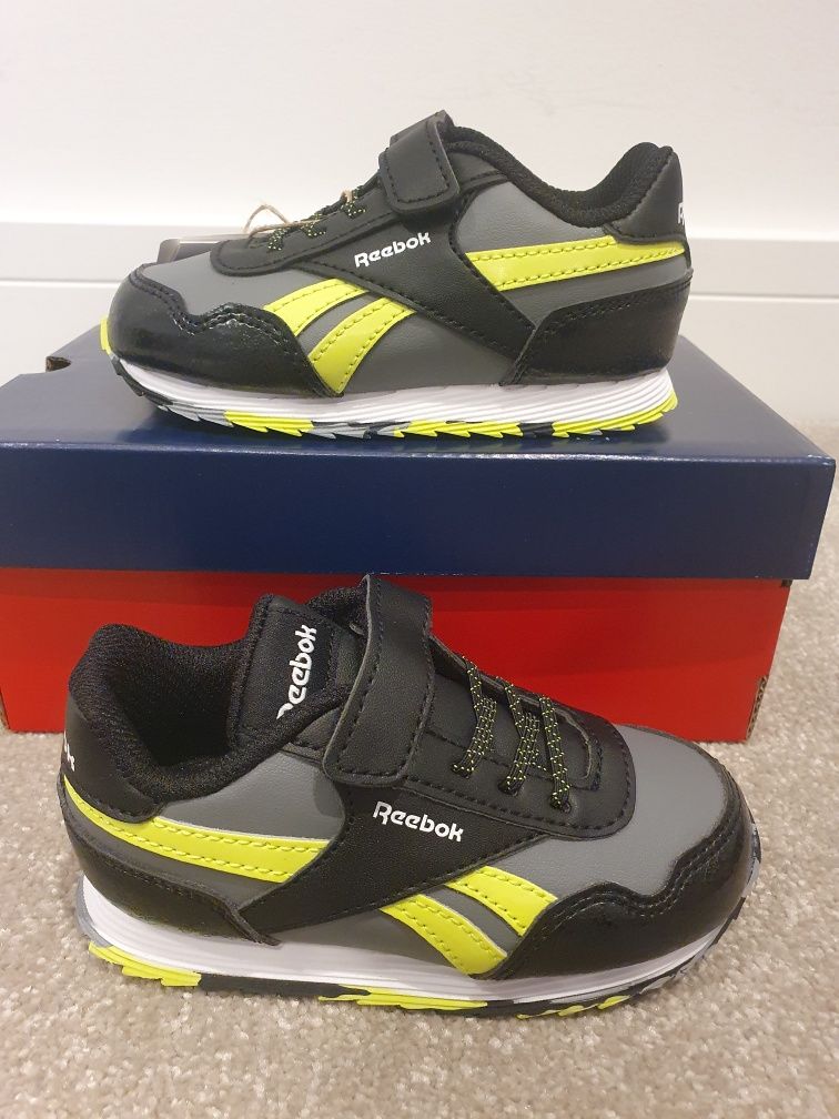 Детски маратонки Reebok Roy, н.23, нови