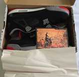 Air Jordan 4 Bred