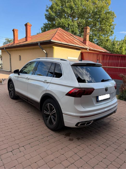 Vând Volkswagen Tiguan Plug-in Hybrid 2022