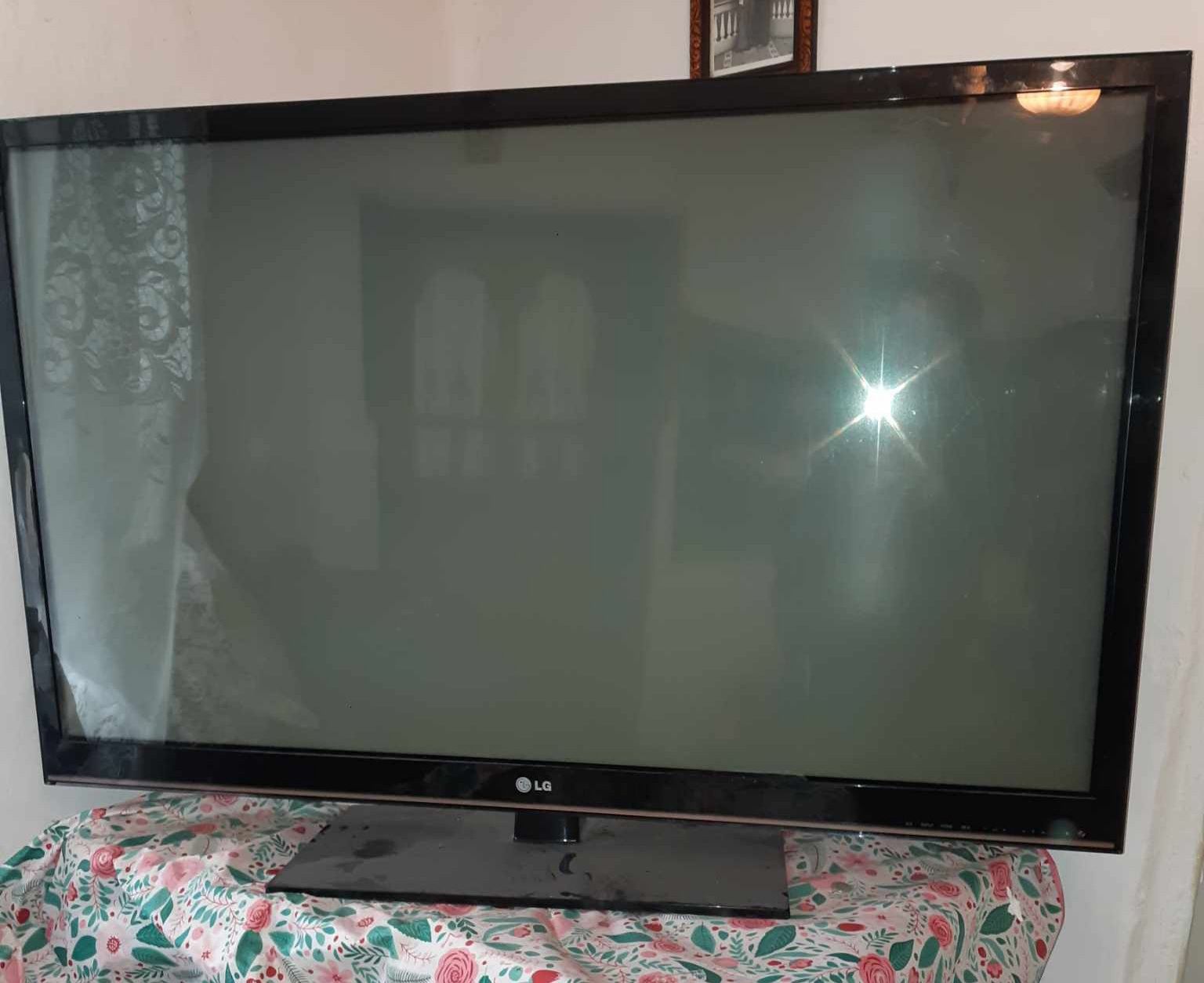 Vând Plasma tv foarte