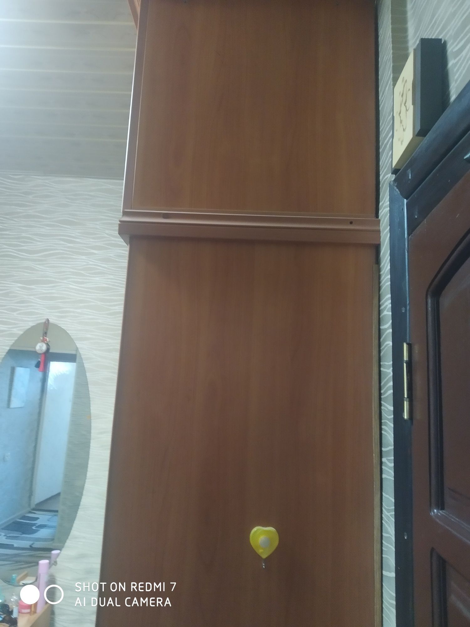 Срочно продается шкаф купе