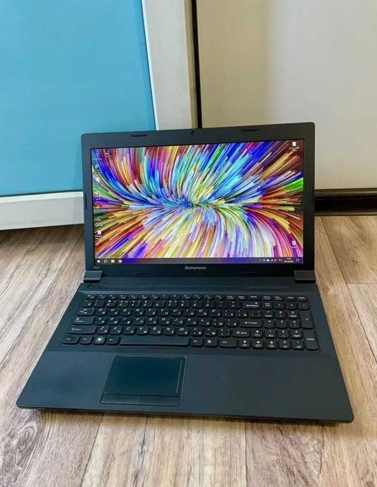 Ноутбук – Core i3 / 12GB / SSD + HDD