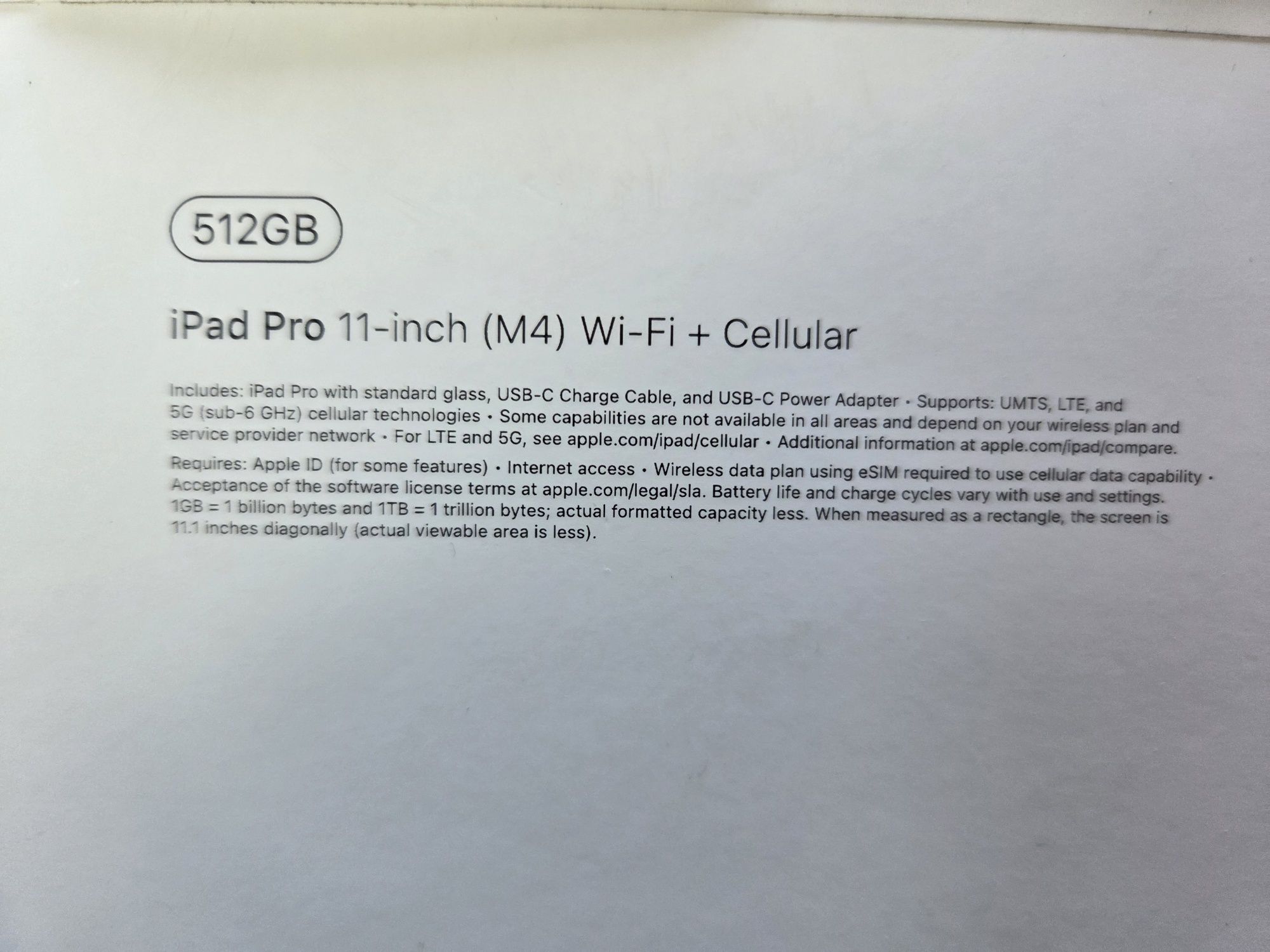 IPad Pro 11-inch (M4) + Magic Keyboard