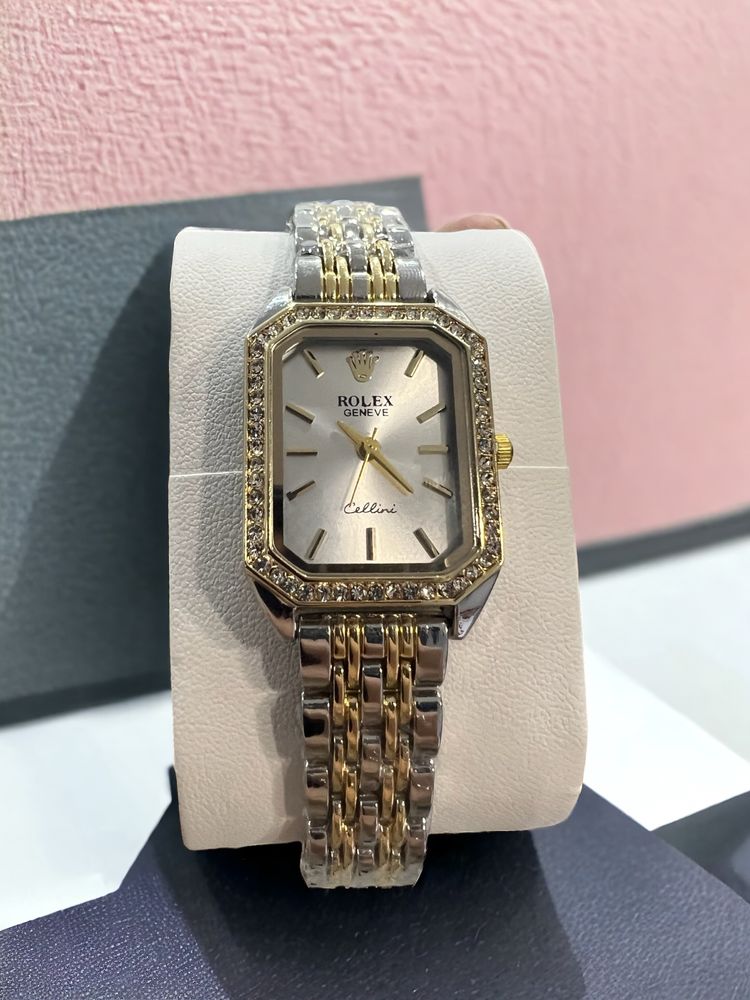 Часы rolex очень красивые