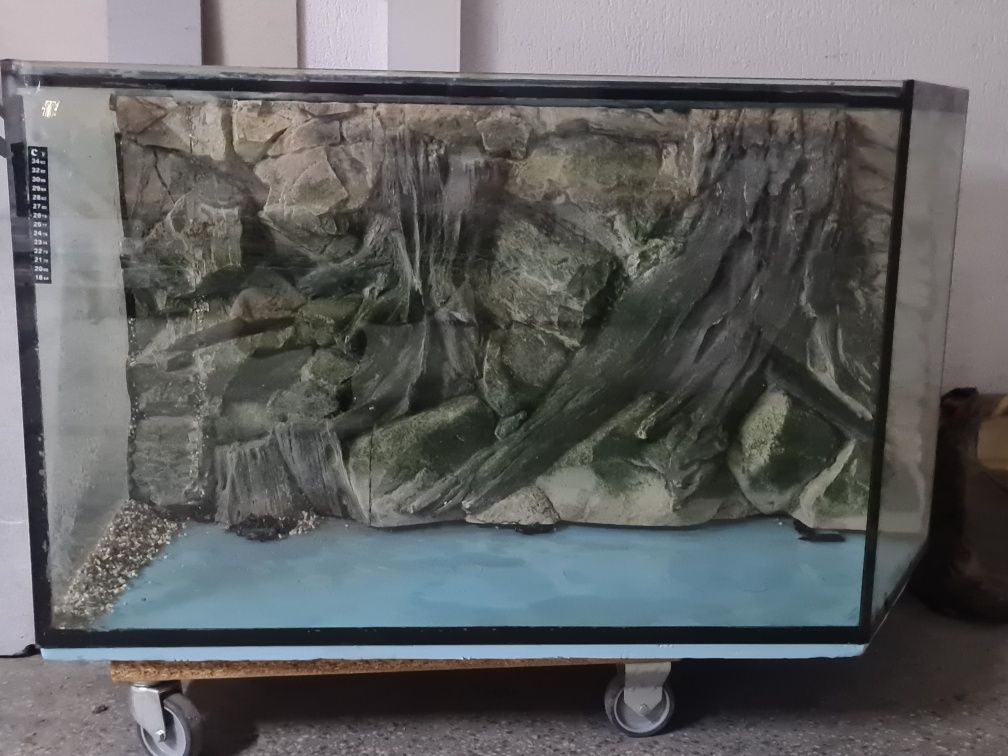 Аквариум за рибки -  300л.