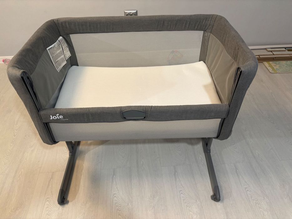 Кошара next to me