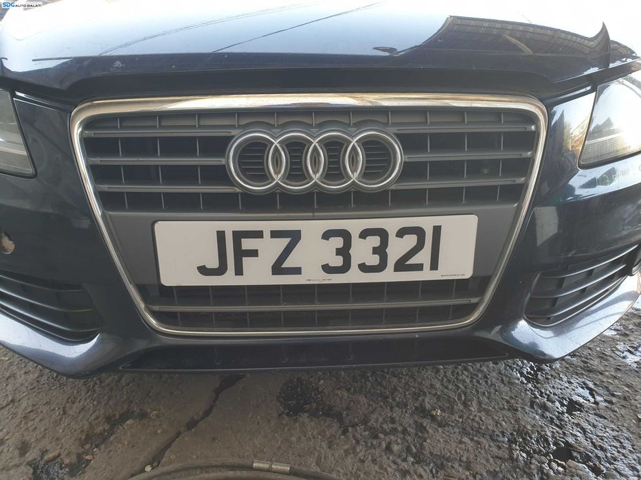 Bara Spoiler Fata Completa cu Grila si Emblema Audi A4 B8 NFL Non Facelift 2008 - 2012 Culoare LZ5A [K4629] [K4630]