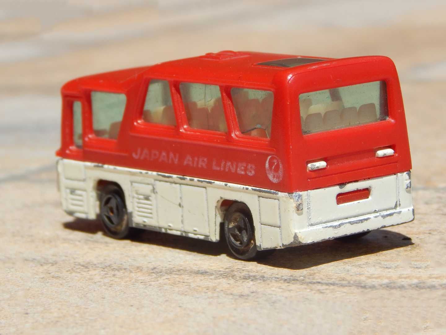 Macheta autobuz autocar Minibus Majorette Franta 1:87 Japan Airlines