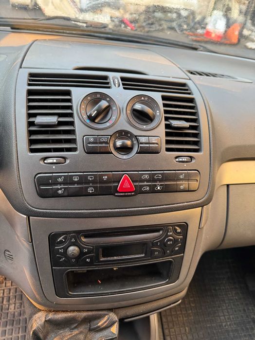 Dezmembrez Mercedes Viano w639 115 CDI Manual, DPF Euro 4