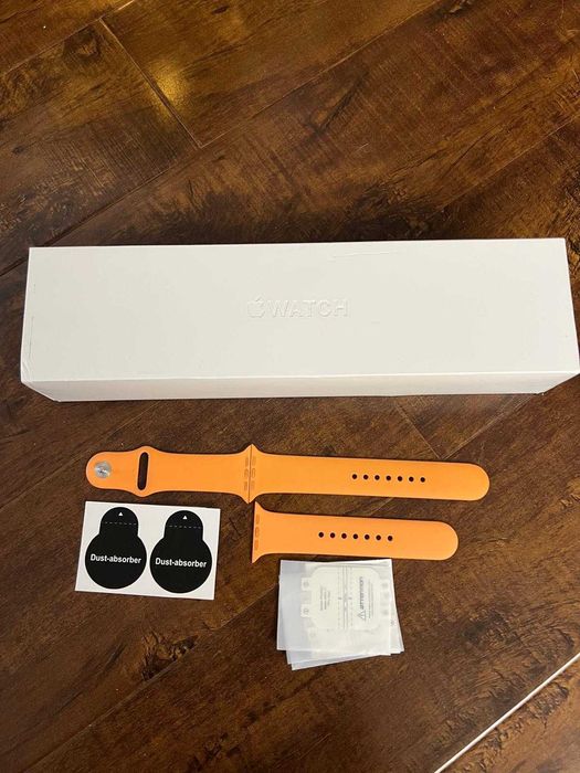 Apple Watch 5 44mm, 2 bratari si protectie ecran