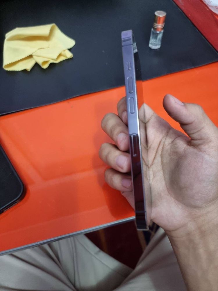 Iphone 14 pro 512 gb  sotiladi