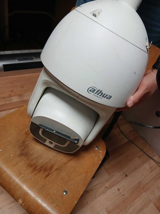 IP камера SD10A248V-HNI 2MP Starlight PTZ използвана