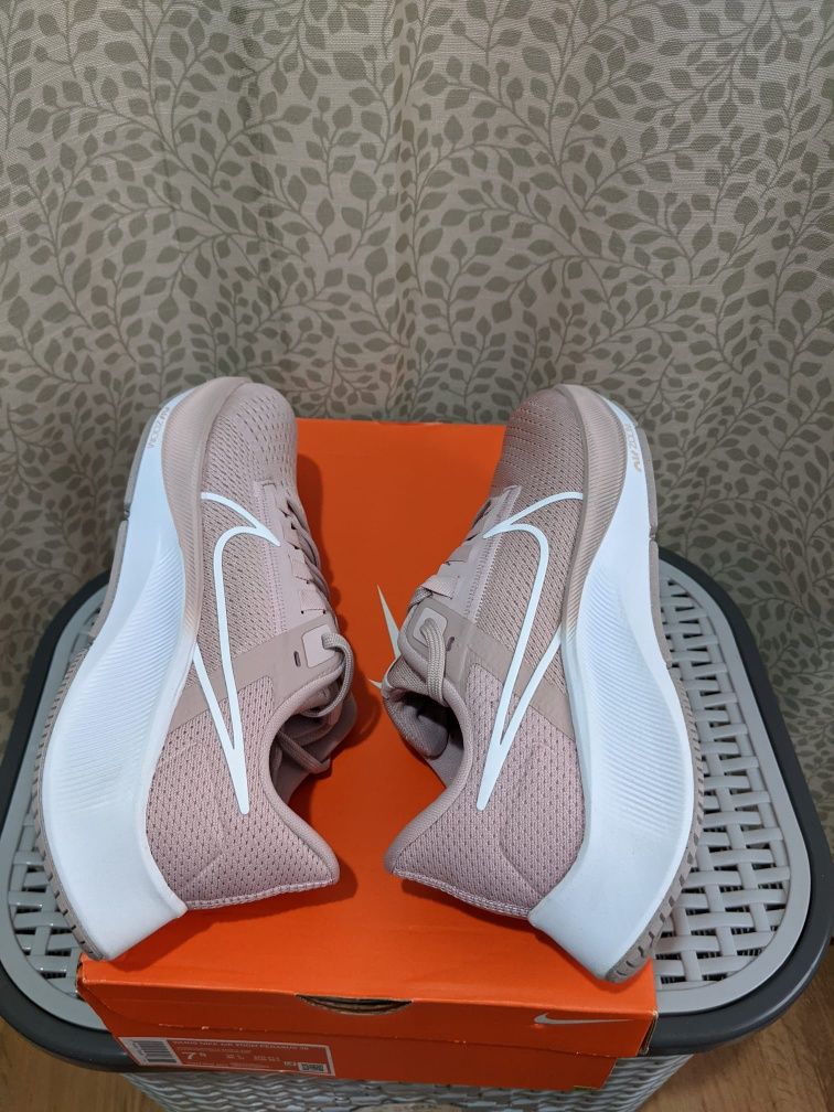 Adidasi damă Nike Air Zoom Pegasus mărimea 38.5
