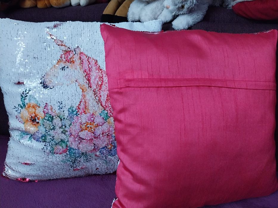Pernă cu unicorn