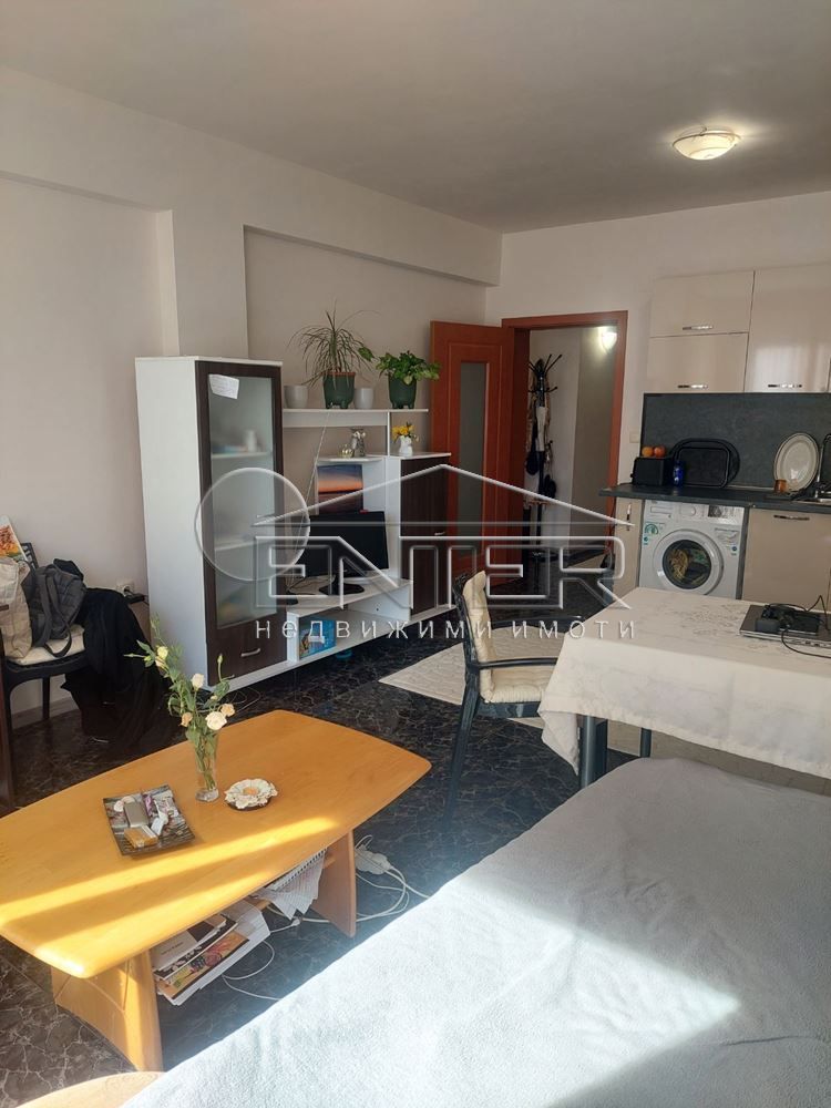 Продава се Двустаен апартамент в Варна, ХЕИ - 66 кв.м за 2182 €/кв.м - Снимка #3