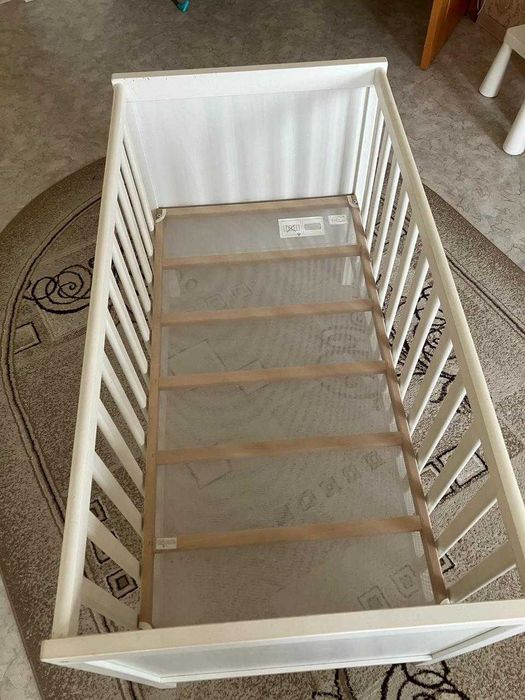 Продам кровать детскую