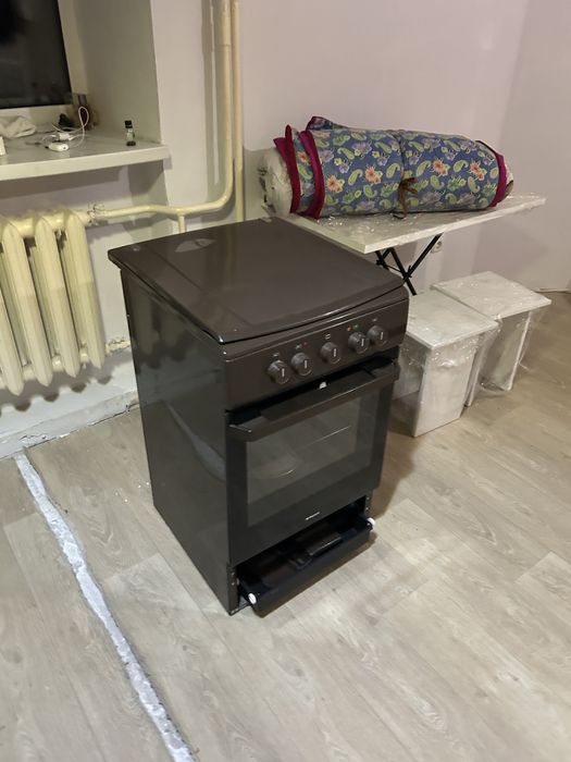 Электрическая плита духовка . Косшы , Лесная Поляна