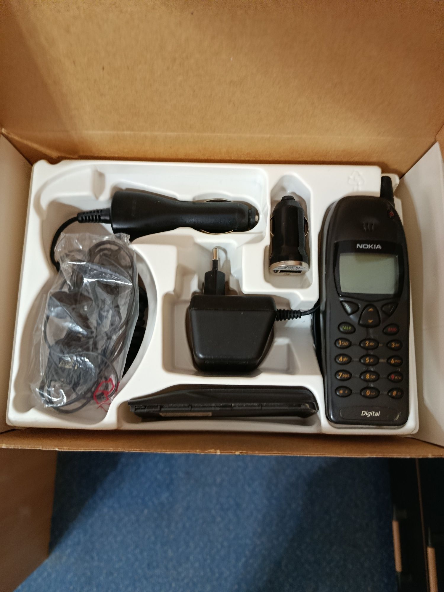 Для коллекционеров. Легенда NOKIА 6120