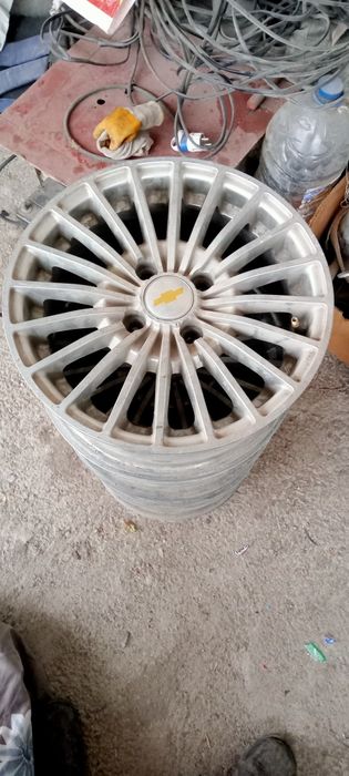 Срочно  сотилади