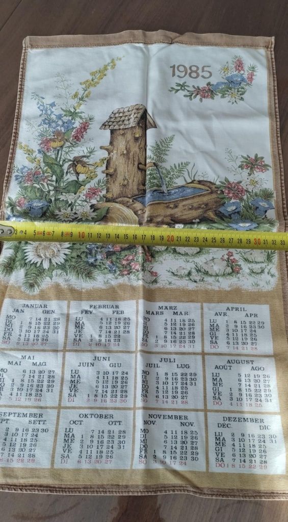 Кърпа/ пешкир - календар за 1985 година