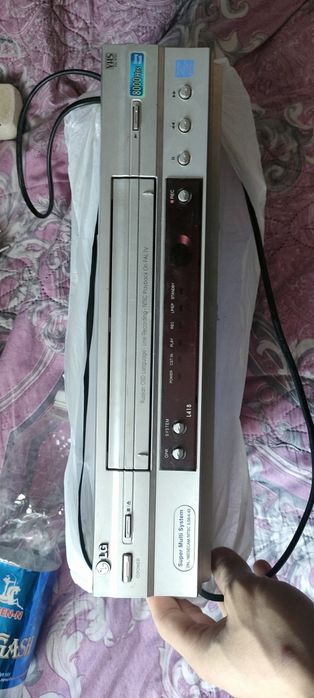 Касета,жұмыс істеп тұр