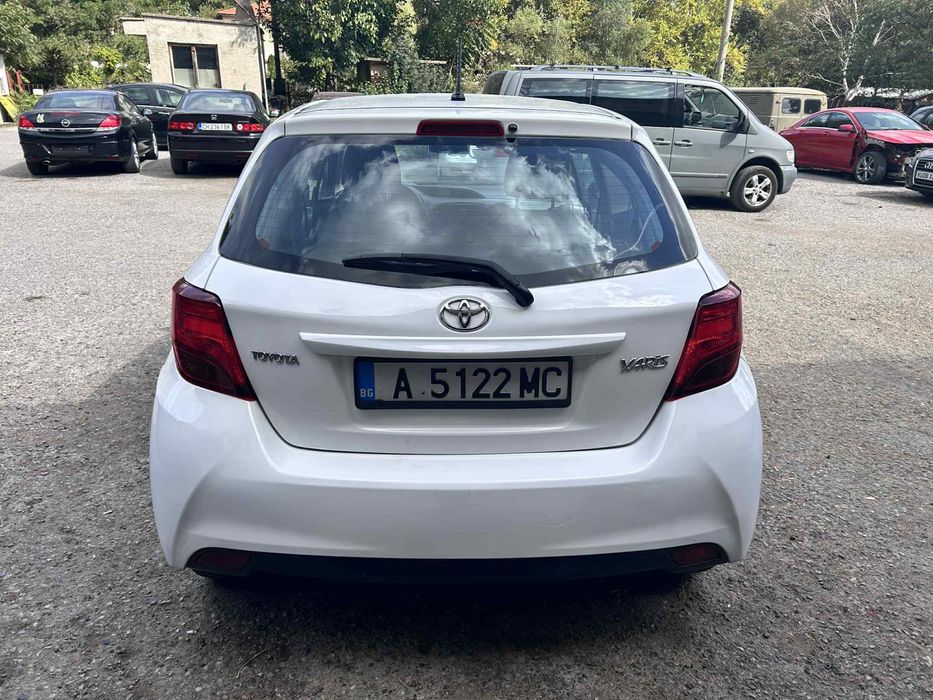 Toyota Yaris 1.0 (газова уредба)
