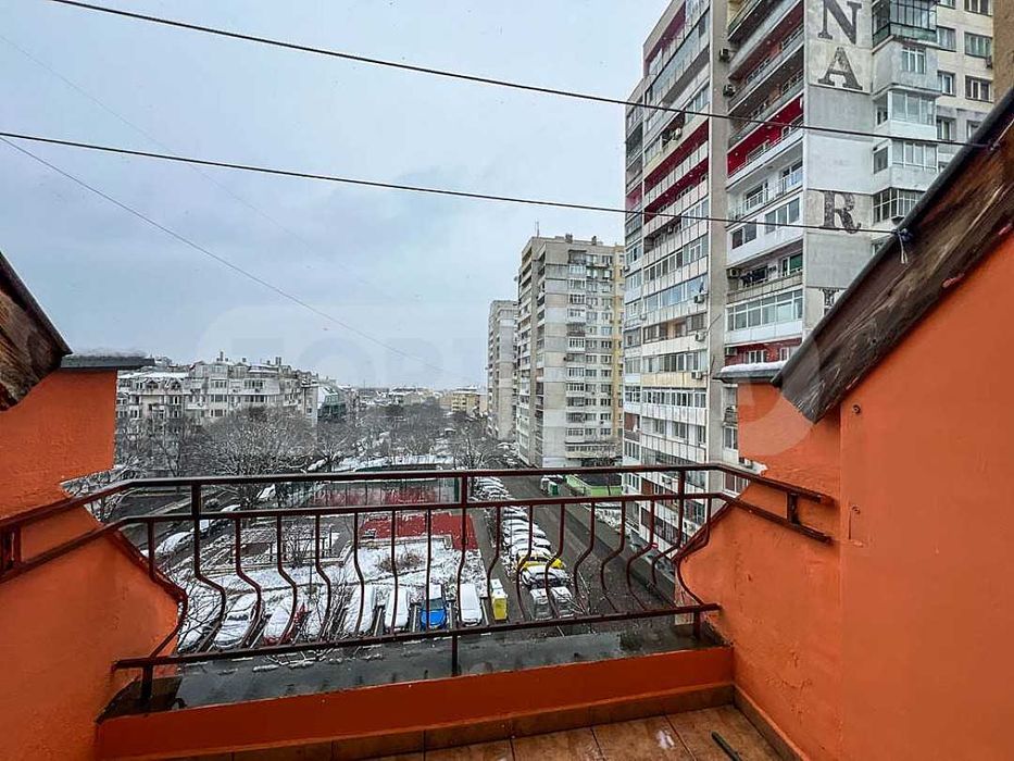 Продава се Двустаен апартамент в Варна, Център - 76 кв.м за 2039 €/кв.м - Снимка #3