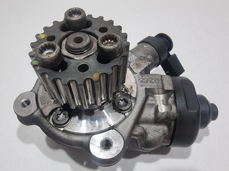 Pompa injectie Skoda Superb 2 (2008-2013) 2.0 tdi CFHC; CFF; CFG; CAG; CBAB 03L130755D