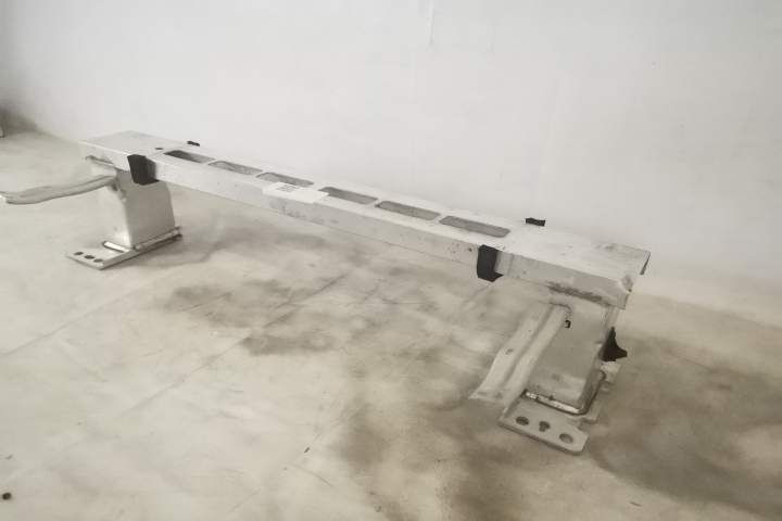 Armatura Bara Spate Originala In Stare Buna Land Rover  Range Rover Vogue  5 [2021 - 2023]